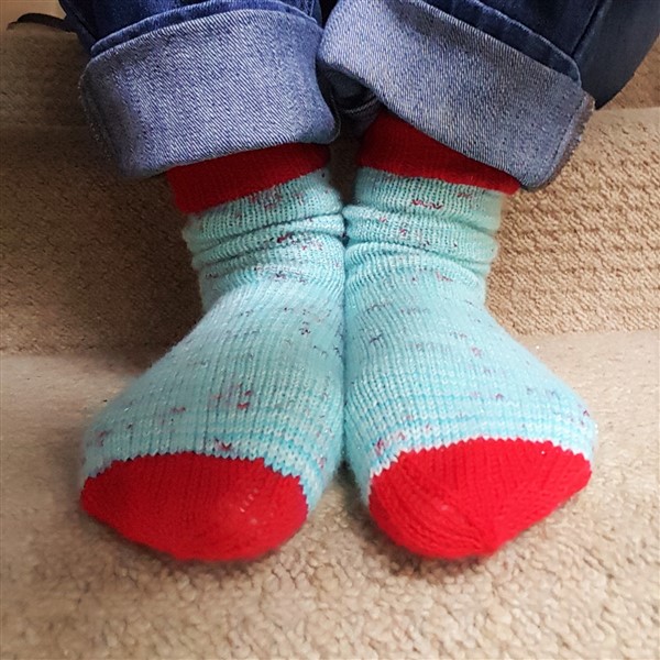 leftfootdaisy-new-socks-close-up-fine-fish-yarns
